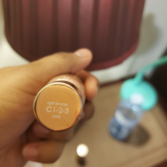 Loreal bronzers - Picture 2 of 4